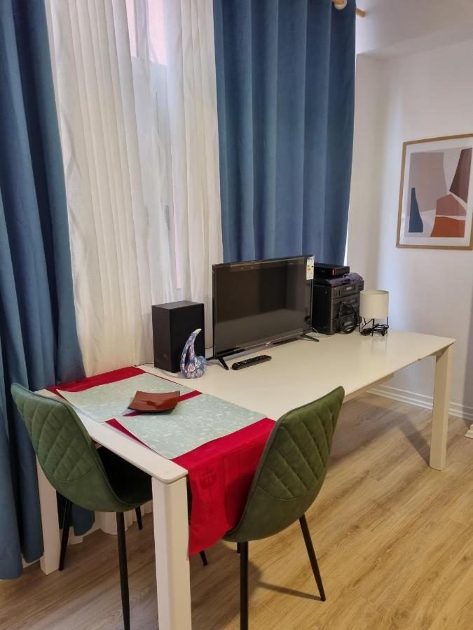 Cozy Apartment In City Center Tiranë Eksteriør bilde